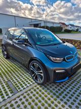 BMW i3s (120 Ah), 135kW s - BMW i3 in Freiburg