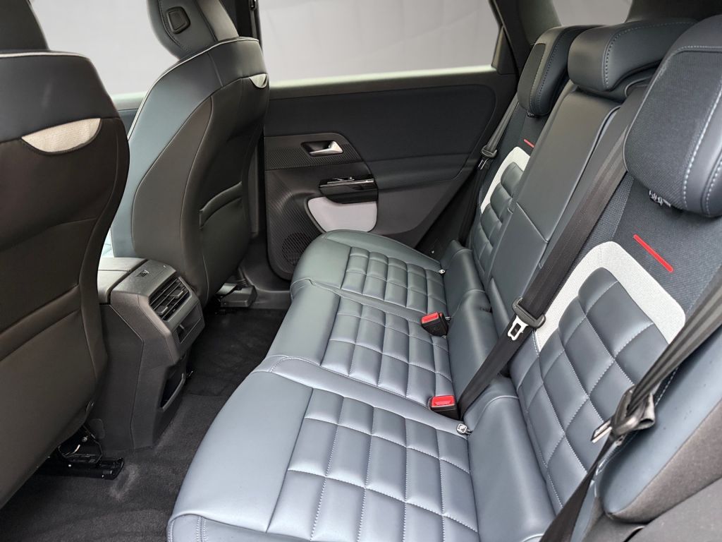 Fahrzeugabbildung Citroën C5 Aircross Hybrid 145 MAX