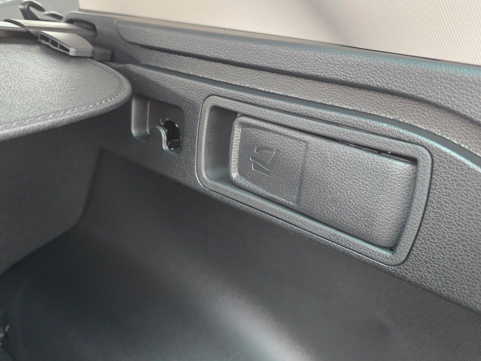 Fahrzeugabbildung Kia Kia Sportage 1.6 T-GDI DCT Vision Komfort