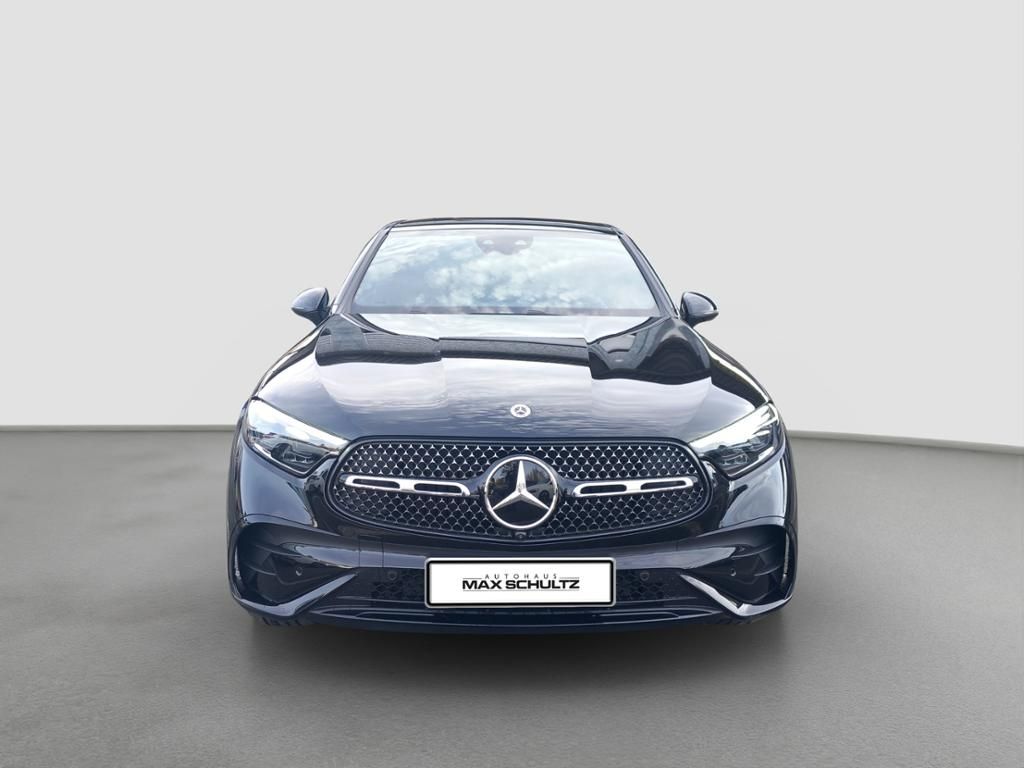 Fahrzeugabbildung Mercedes-Benz GLC 300 d 4M Coupé AMG*AHK*360°*Pano-Dach*LED