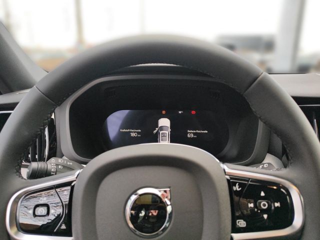 VOLVO XC 60 (Bild 14 von Array)