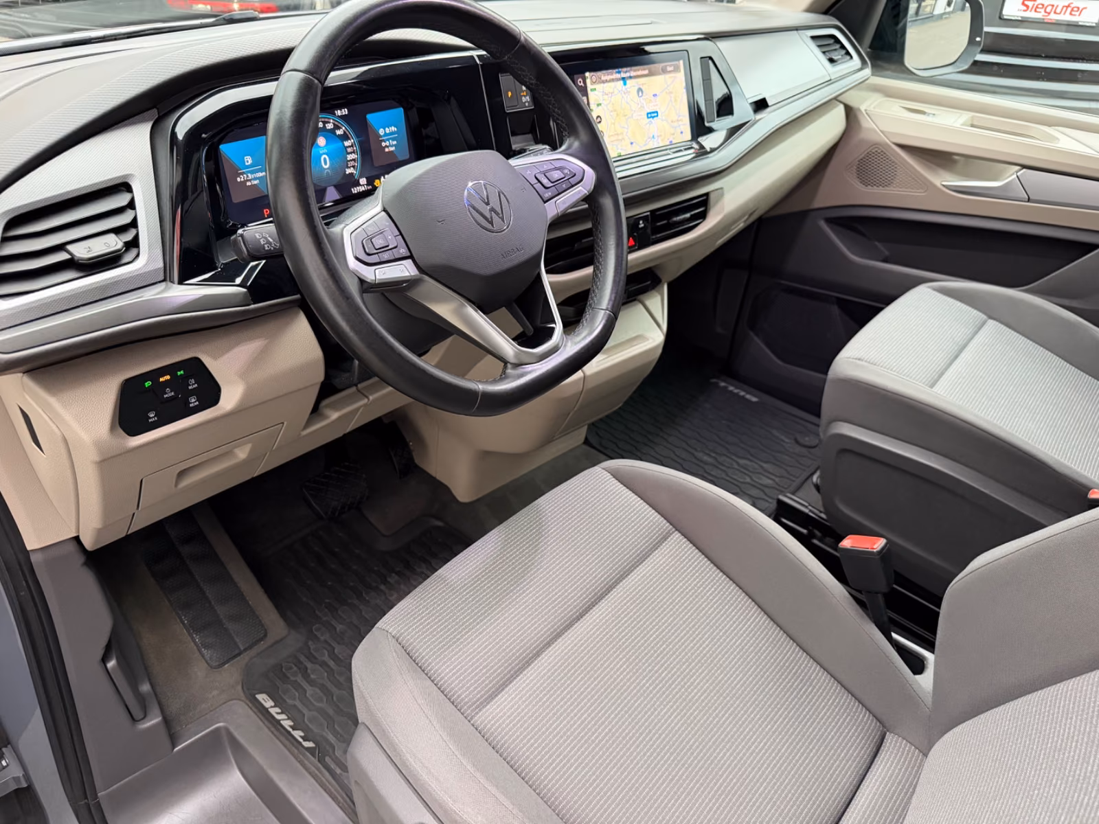Volkswagen T7 Multivan 2.0 TDI 7-Sitzer