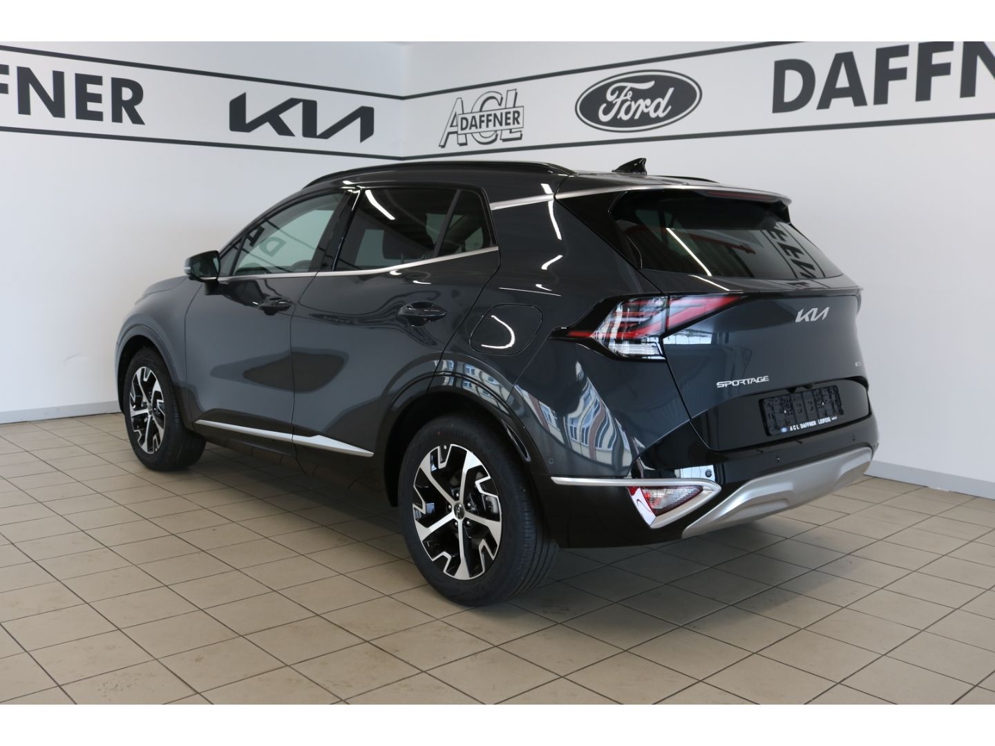 Fahrzeugabbildung Kia Sportage Spirit Hybrid  Panoramadach Park-Plus