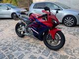 Honda CBR 600 RR PC37 *Facelift* - 2006 CBR 600 F