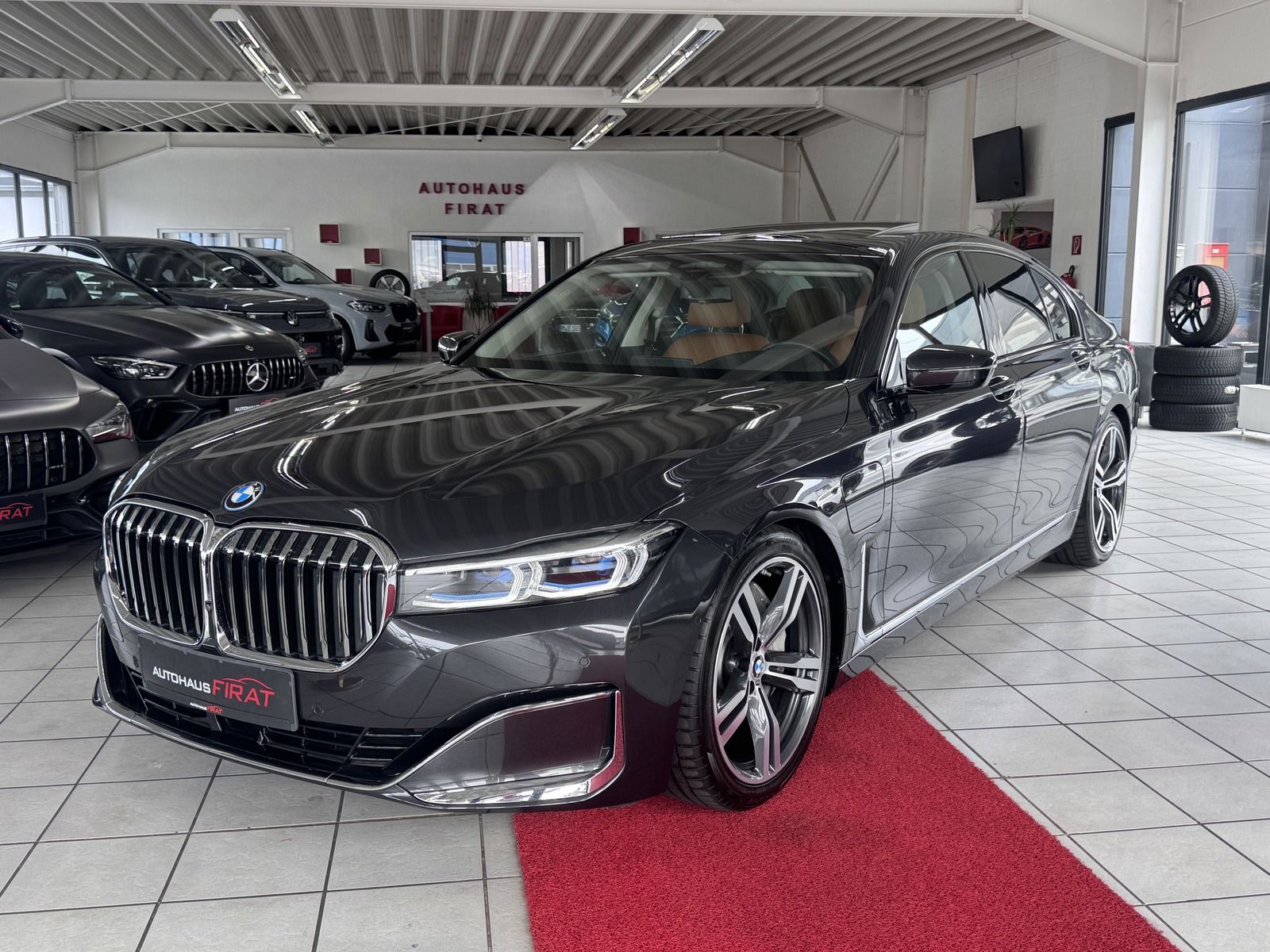 BMW 745 e Exterieurdesign Pure Excellence°Head up° foto 2