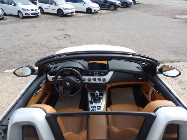 Fahrzeugabbildung BMW Z4 Roadster 35 is/M-Sport/58TKM/Leder/Navi/
