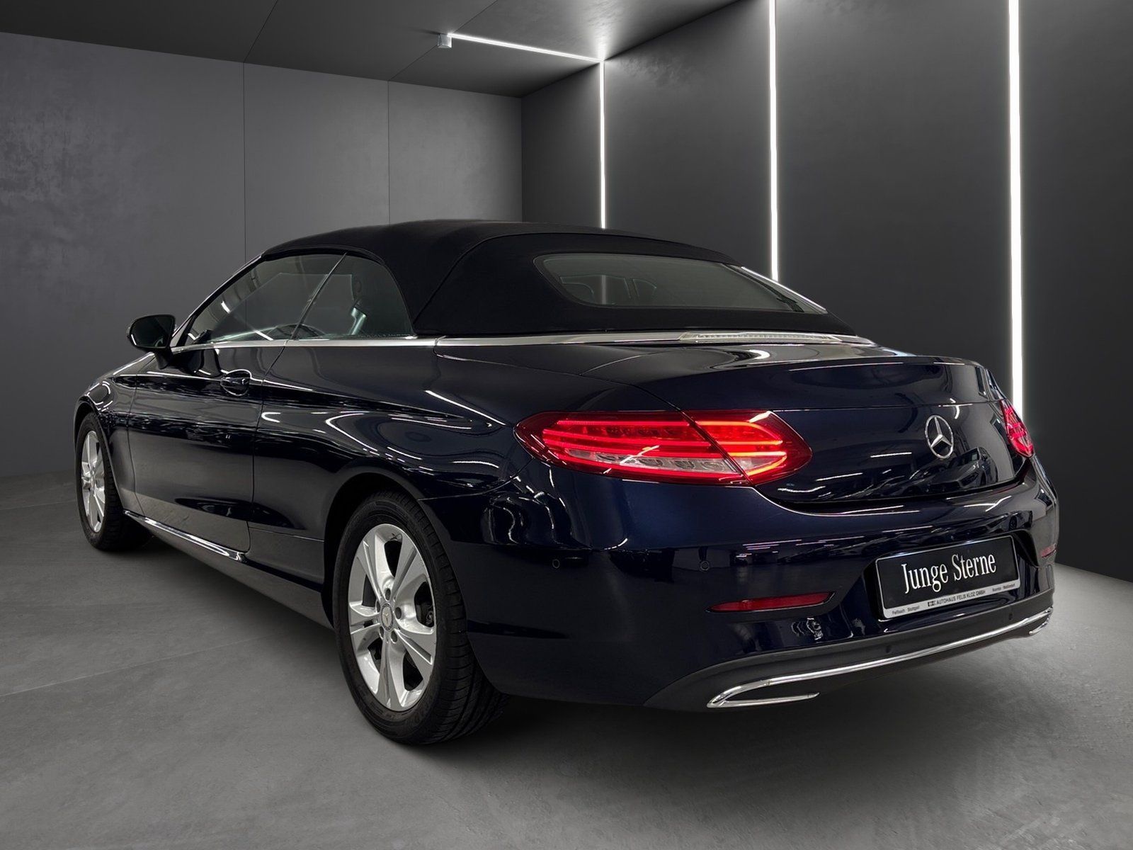 Fahrzeugabbildung Mercedes-Benz C 180 Cabriolet*Kamera*Navi*Totw*Aircap*Airscarf