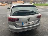 Volkswagen Passat 2.0 TDI SCR DSG Elegance Elegance - VW Passat Gebrauchtwagen in Bochum