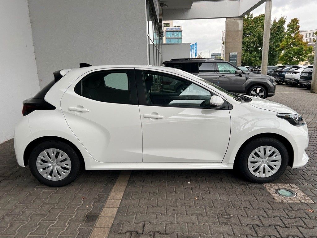Fahrzeugabbildung Toyota Yaris Hybrid Teamplayer Comfortpaket
