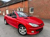 Peugeot 206 CC 1.6*TÜV/AU 07.2027*KLIMAAUTOMATIK* - Peugeot 206 mit Benzin-Antrieb: Cabrio, 1.6
