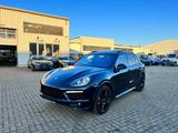 Porsche Cayenne Turbo S-VOLLAUSSTATTUNG-21 ZOLL ALU - Porsche Cayenne in Braunschweig