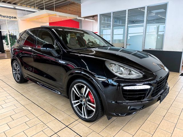 Porsche CAYENNE TURBO *VOLLAUSST+PANO+21'TURBO* 52TKM