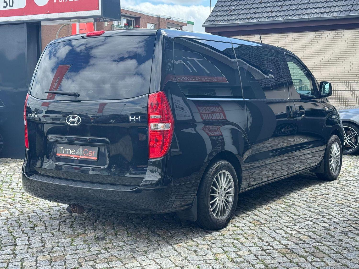 Hyundai H-1 Travel Comfort Leder SHZ AHK Standh. 8Sitze