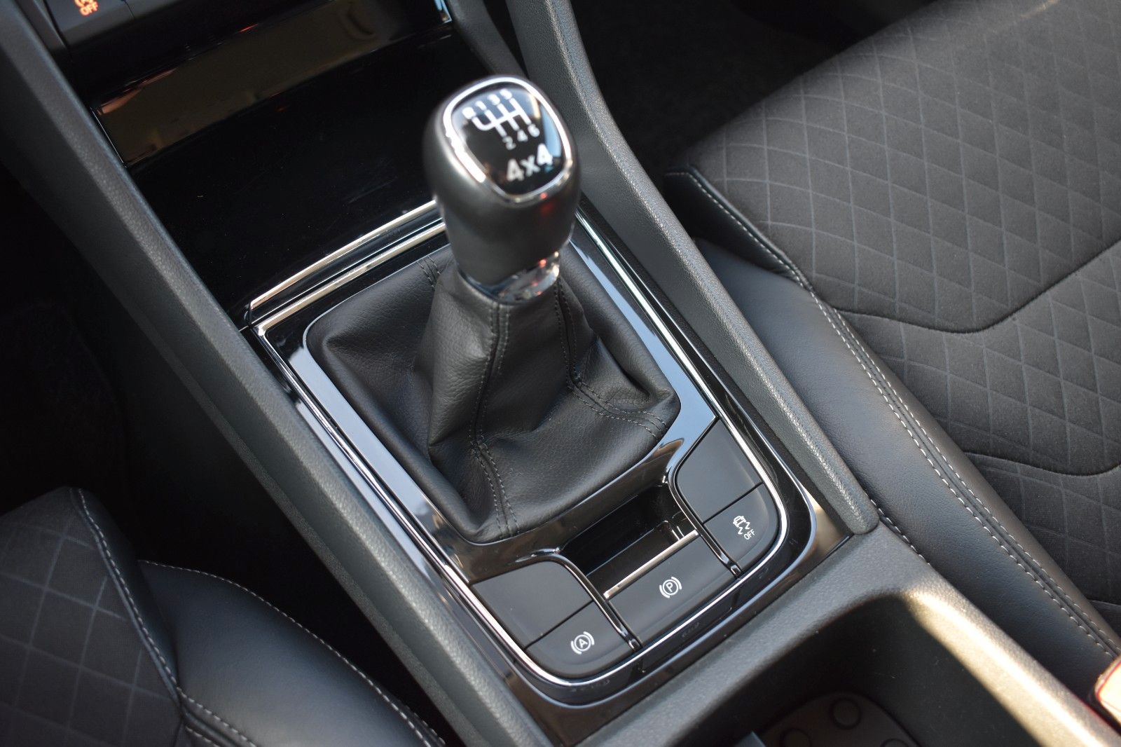 Fahrzeugabbildung SKODA Kodiaq Ambition 4x4