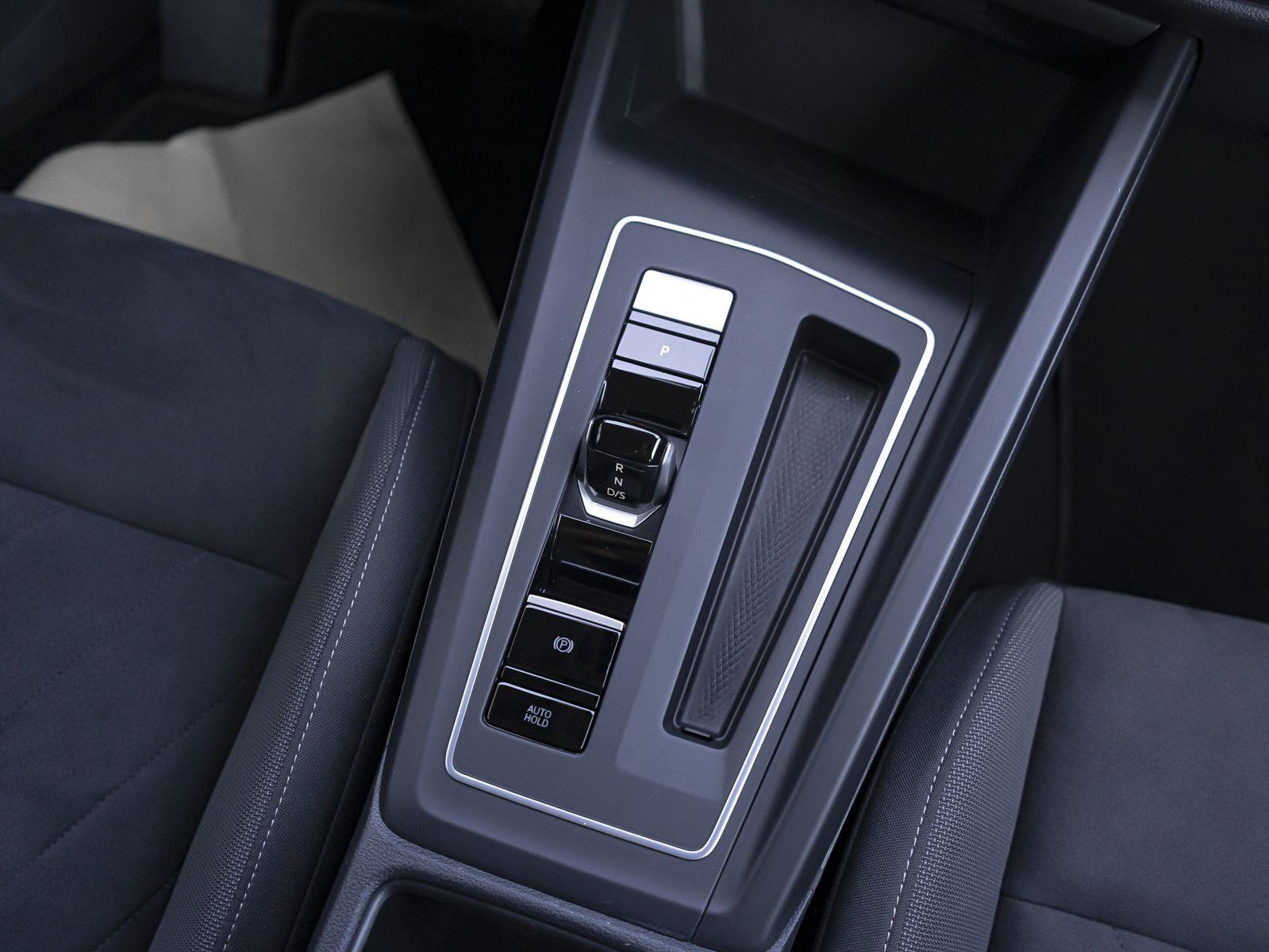 Volkswagen Golf VIII Life 2.0 TDI LED Navi ParkPilot App DS, миниатюра 16