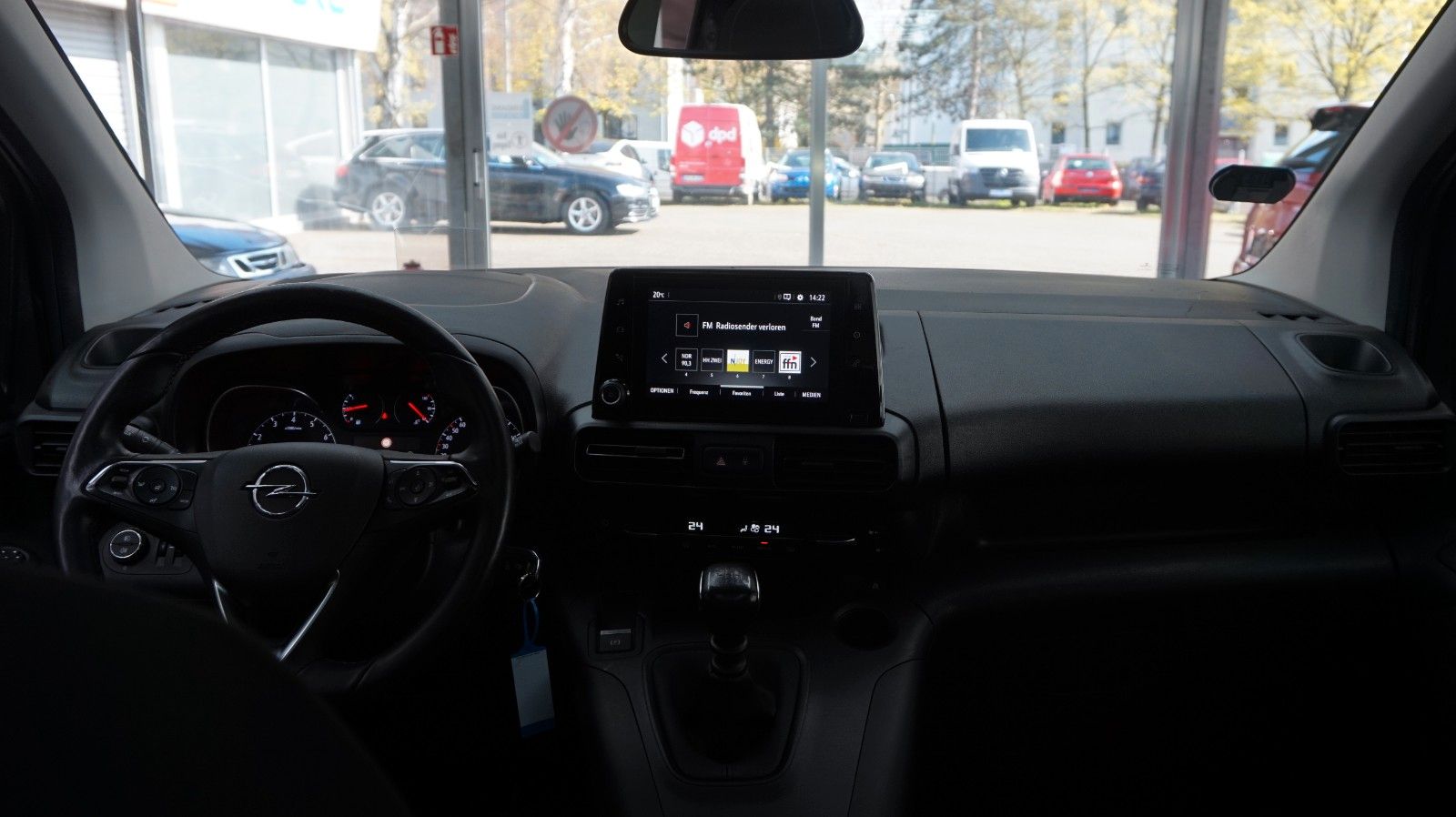 Fahrzeugabbildung Opel Life E Innovation 5,5 L. durch. Verbrauch