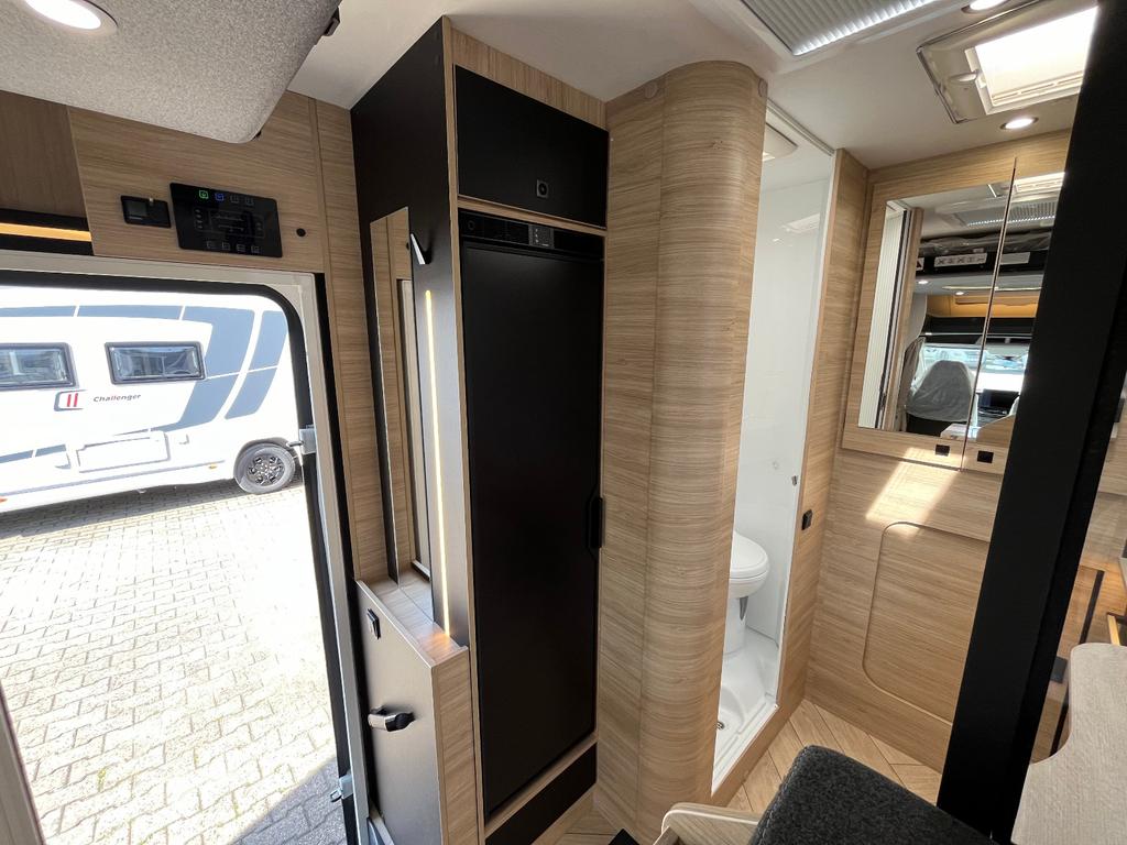 Challenger 240 Graphite Solar Arctic Markise Lithium – Foto 10 von 16
