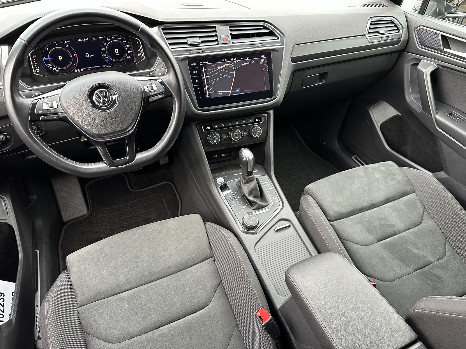 Fahrzeugabbildung Volkswagen Tiguan Allspace 2.0 TDI 4M DSG HL NAV+LED+ACC+VC