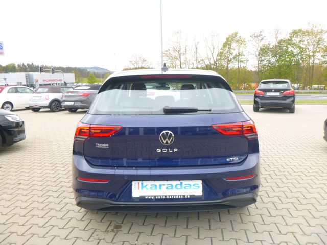 Fahrzeugabbildung Volkswagen Golf VIII 1,0 eTSI Life >AUT/NAV/LED/KAM/SHZ<