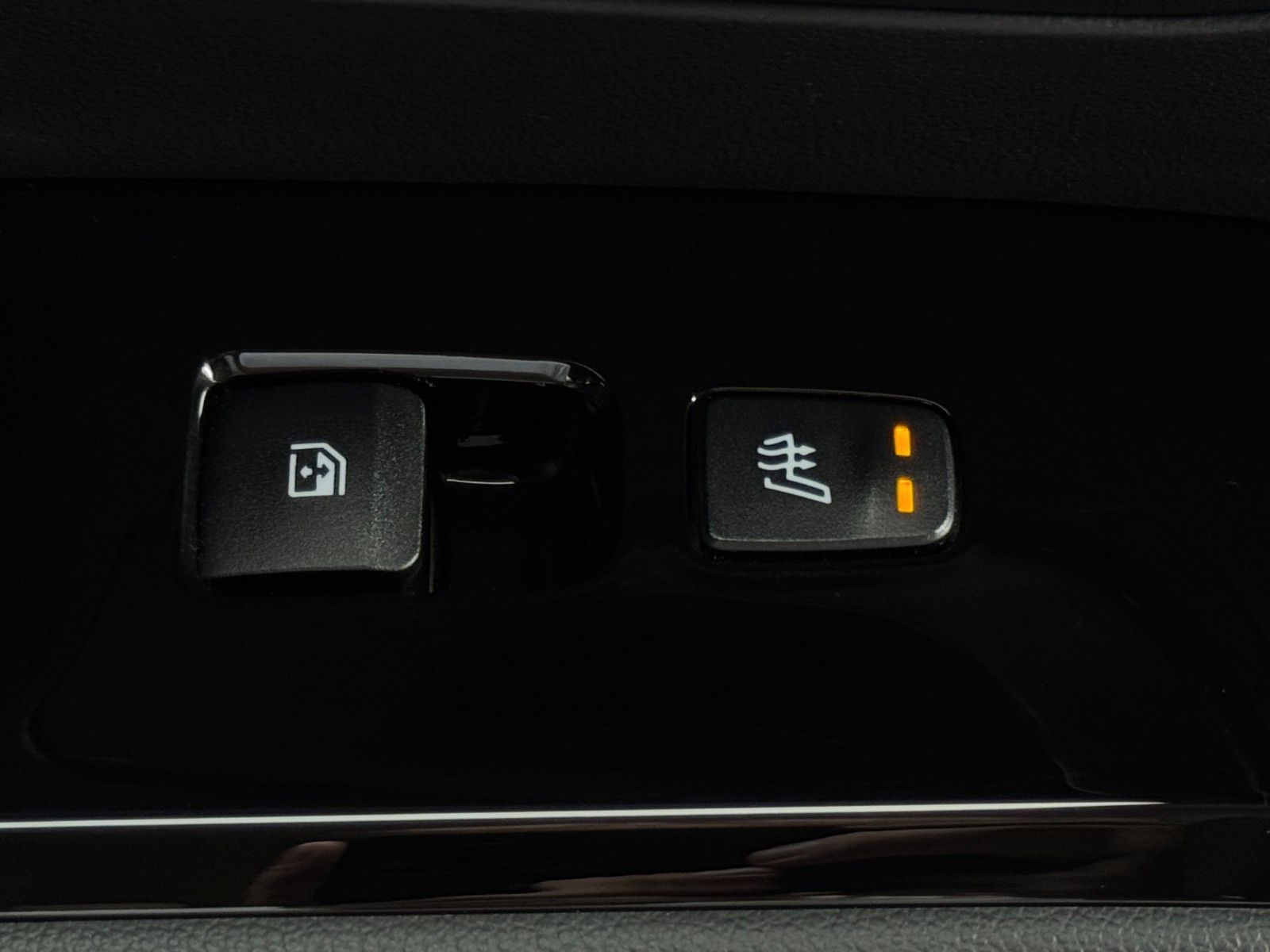 Fahrzeugabbildung Hyundai Tucson 1.6 T-GDI  N-Line PHEV 4WD KRELL Memory