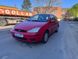 Ford Focus Benziner - Ford Focus aus 2003: Kleinwagen