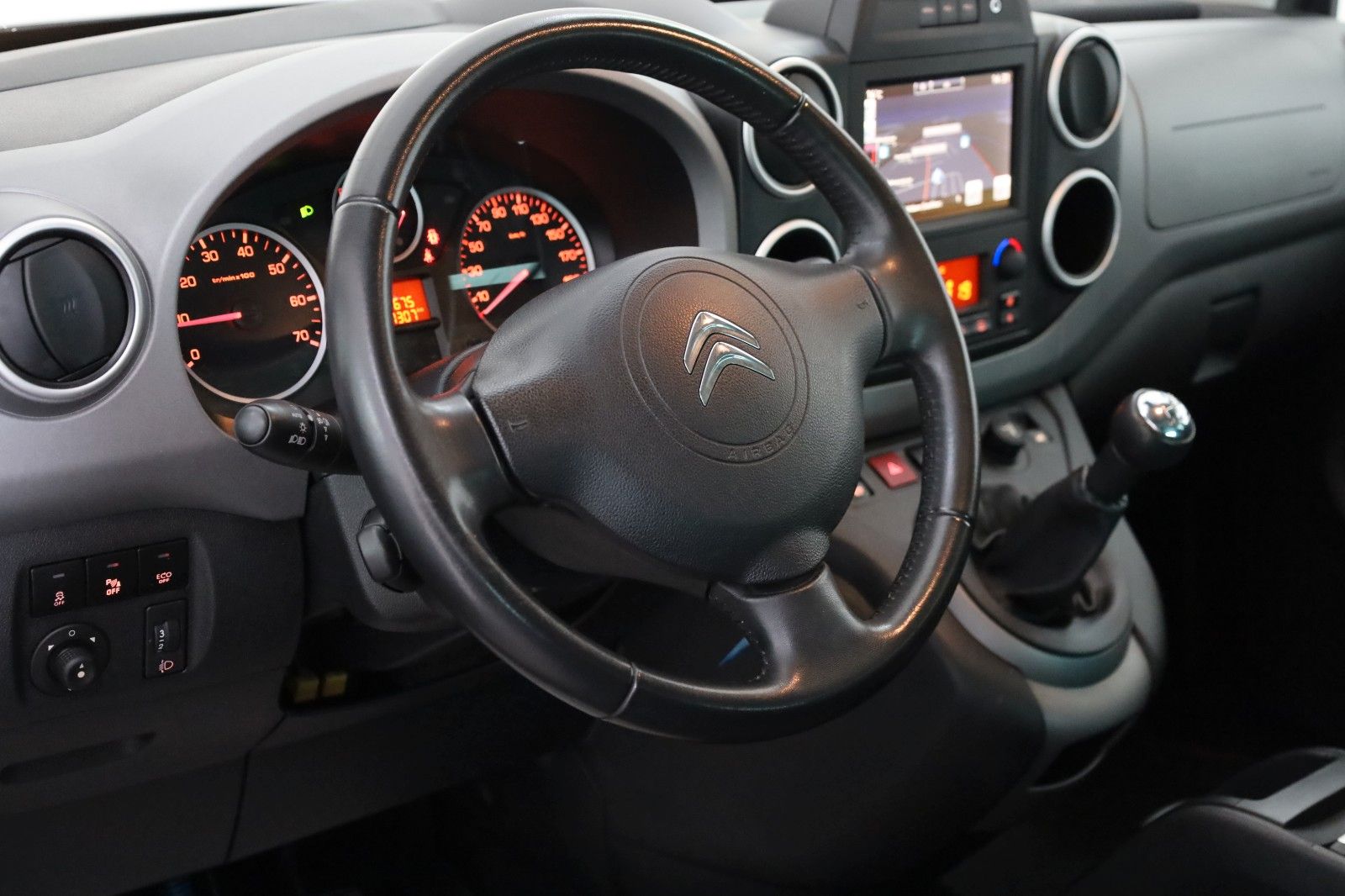 Fahrzeugabbildung Citroën Berlingo Kombi Shine Navi,SH,PDC,Kamera,SR+WR