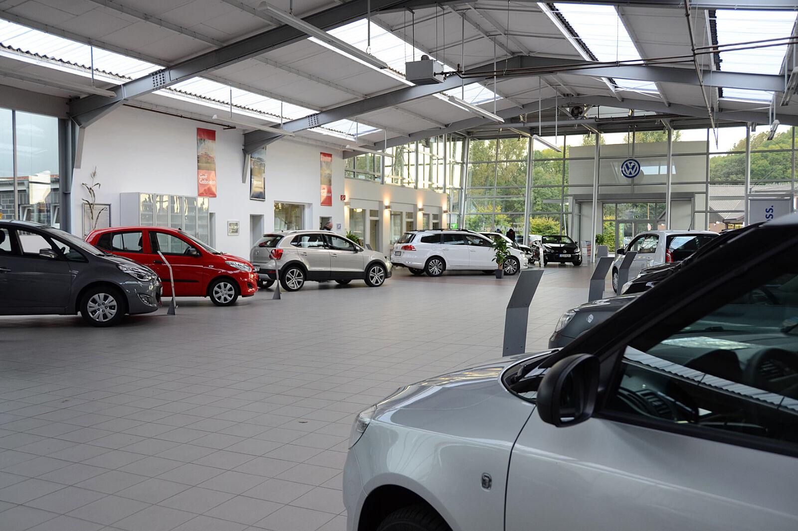 showroom-image-main
