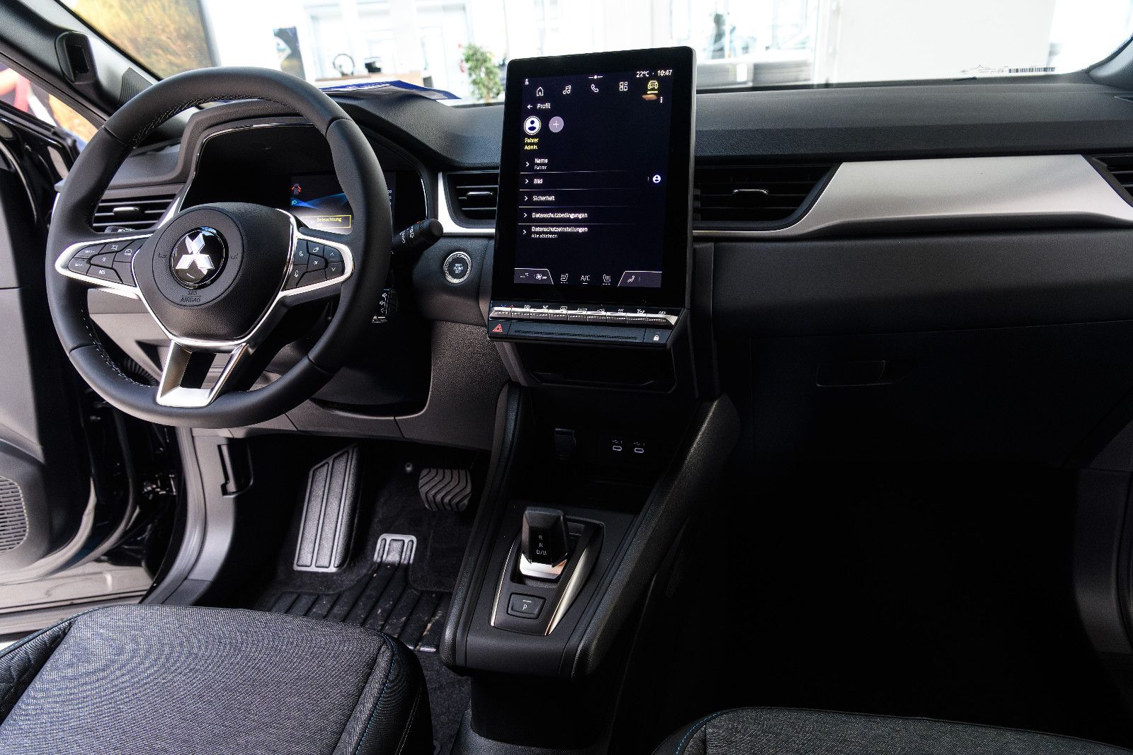 Fahrzeugabbildung Mitsubishi Diamant PLUS Black  Edition 1.8 HEV  +LED +