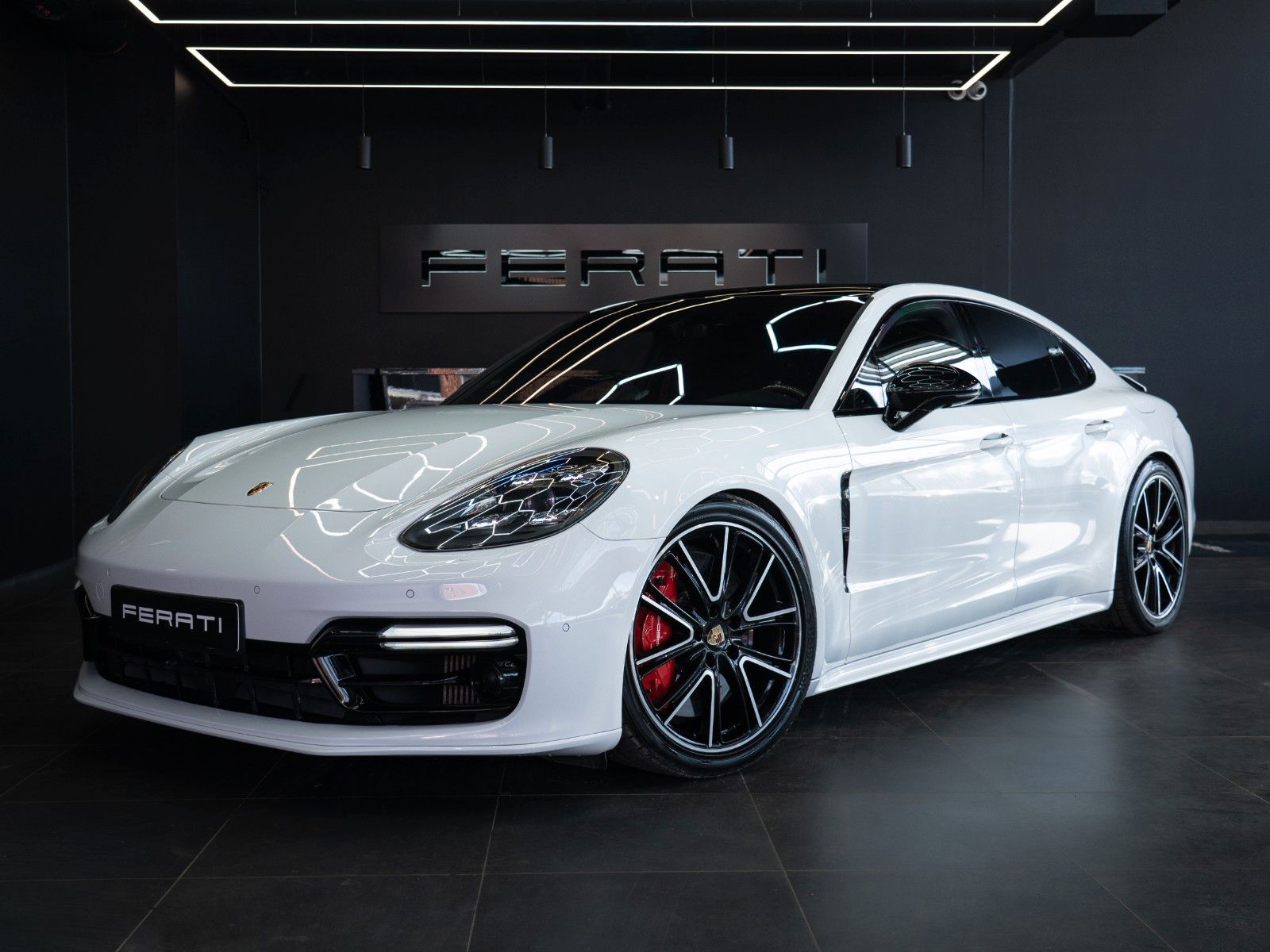 PORSCHE Panamera Turbo S E-Hybrid