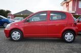 Toyota Yaris 1.3 Linea Sol auto - gebrauchte Toyota Yaris aus dem Jahr 2001