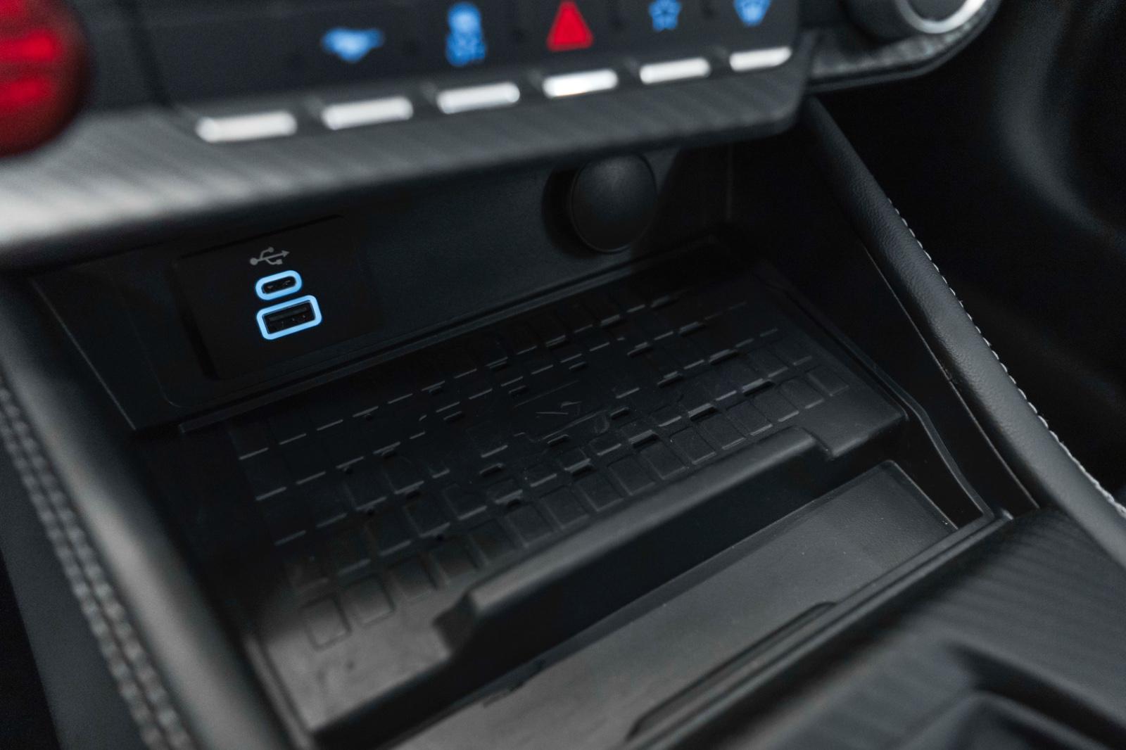Ford Mustang 5.0L V8 COYOTE KAM TOTW LED CARPLAY