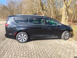Chrysler Pacifica - Chrysler Pacifica: 7 Sitzer