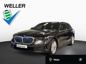 BMW Leasingangebot: BMW 530e Touring 699,-/0Anz PANO DAPro PAPro KlimaSi