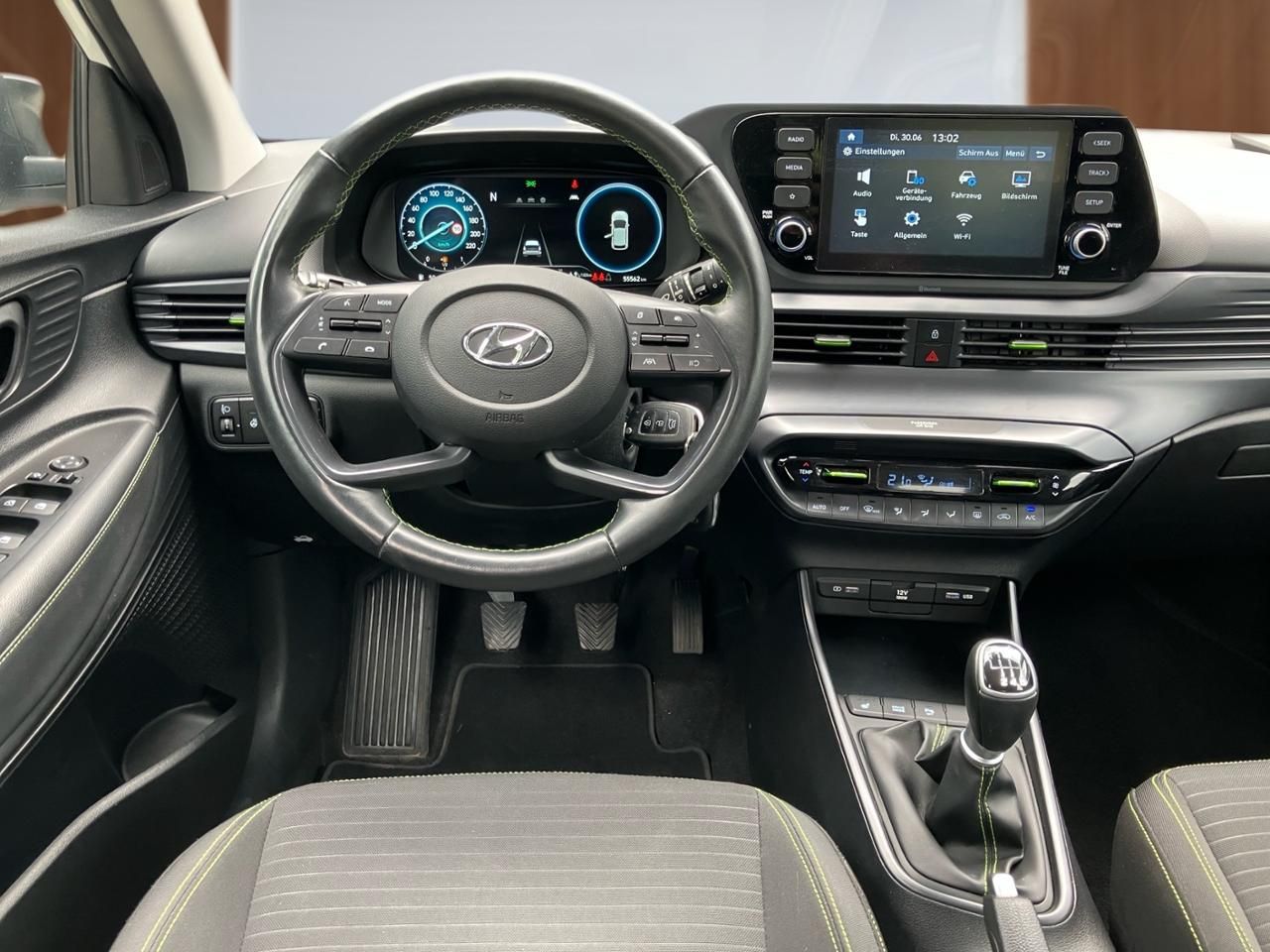 Fahrzeugabbildung Hyundai i20 INTRO KLIMAA*ZV*USB*LM*