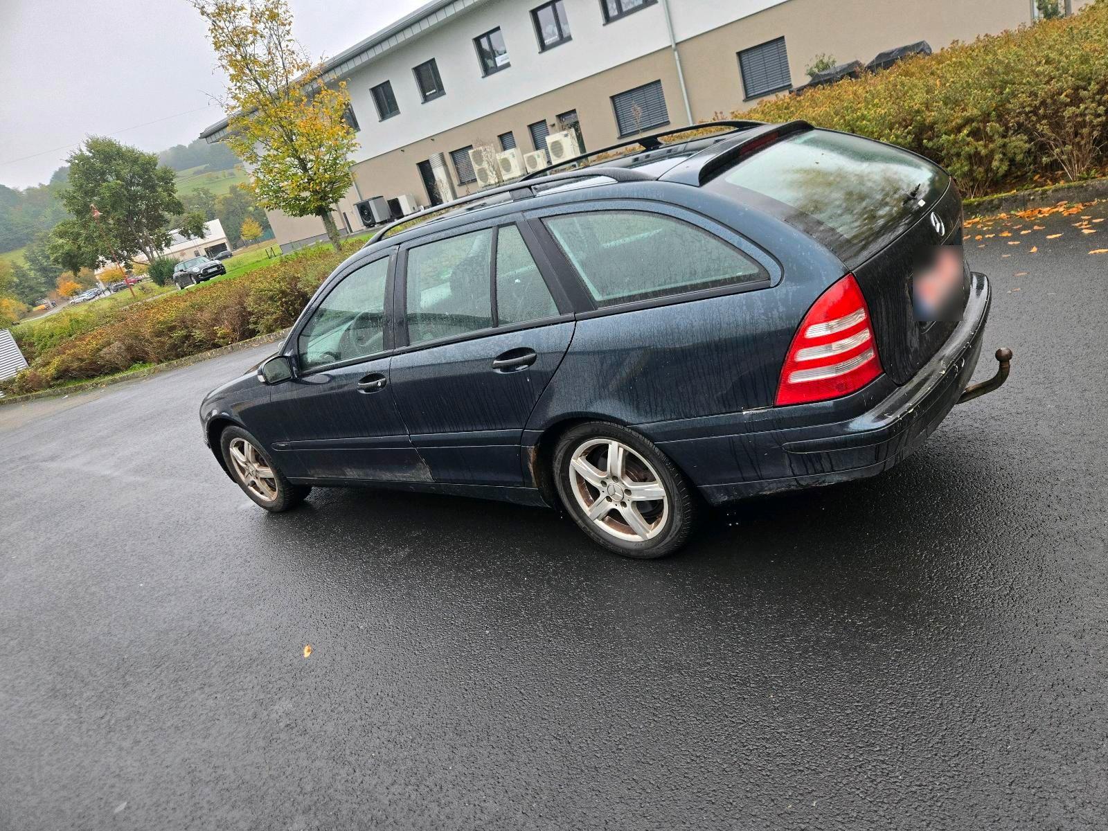 Mercedes-Benz C 180