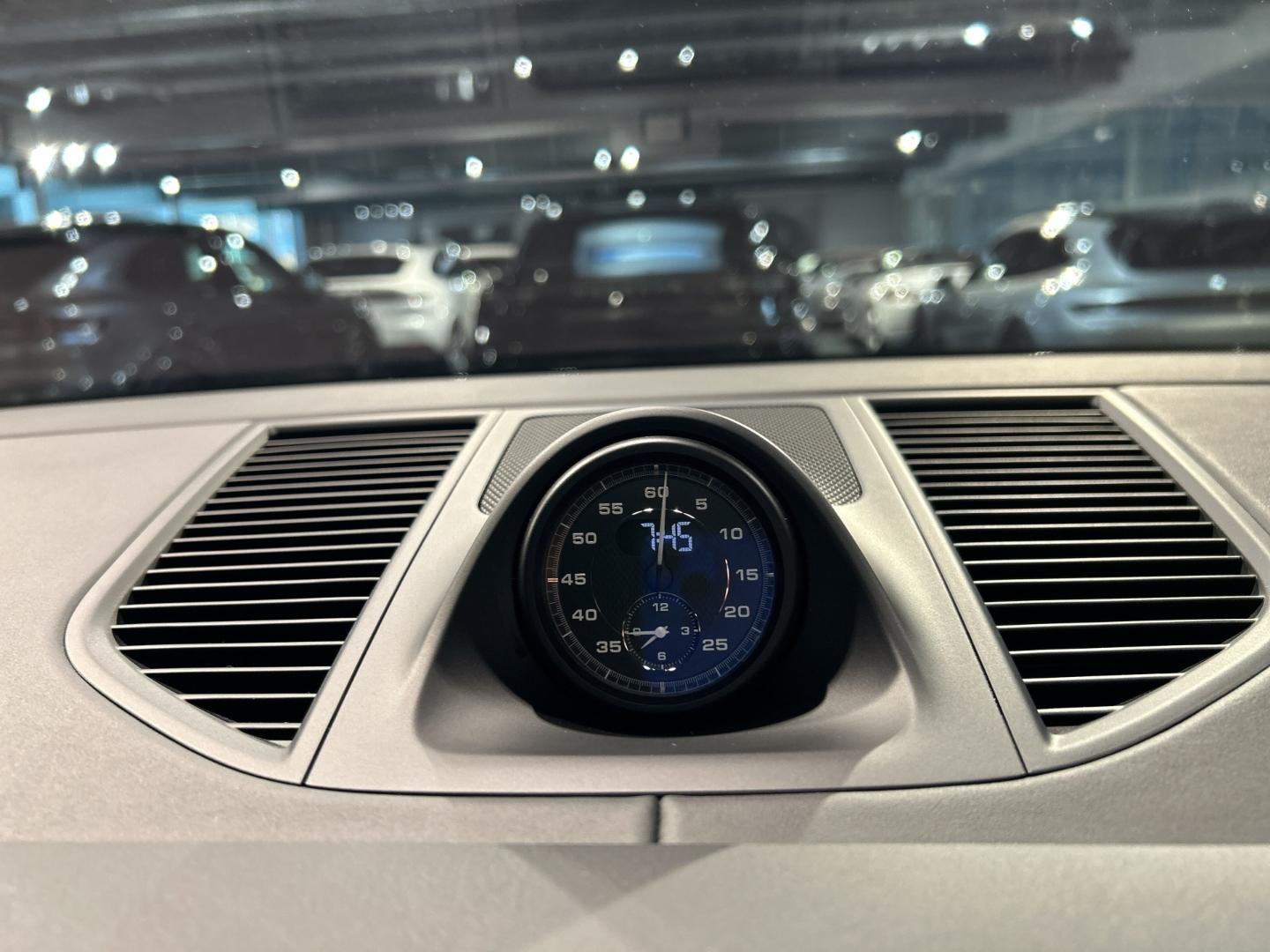 Porsche Macan GTS Burmester Surround-View Rückfahrkamera