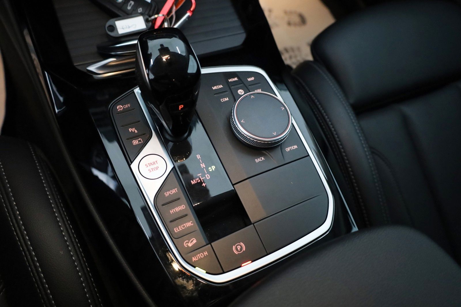 Fahrzeugabbildung BMW X3 xDrive 30e Facelift! Leder,Navi,LED,SH,PDC,Ka