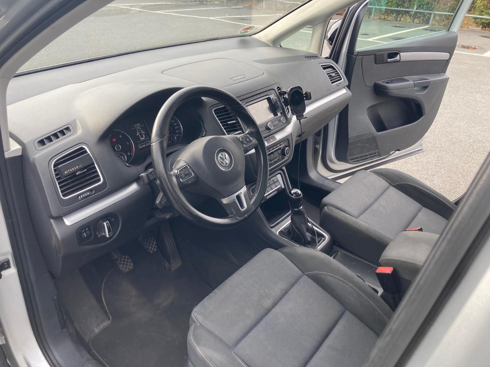 Volkswagen Sharan 2012 — photo 6