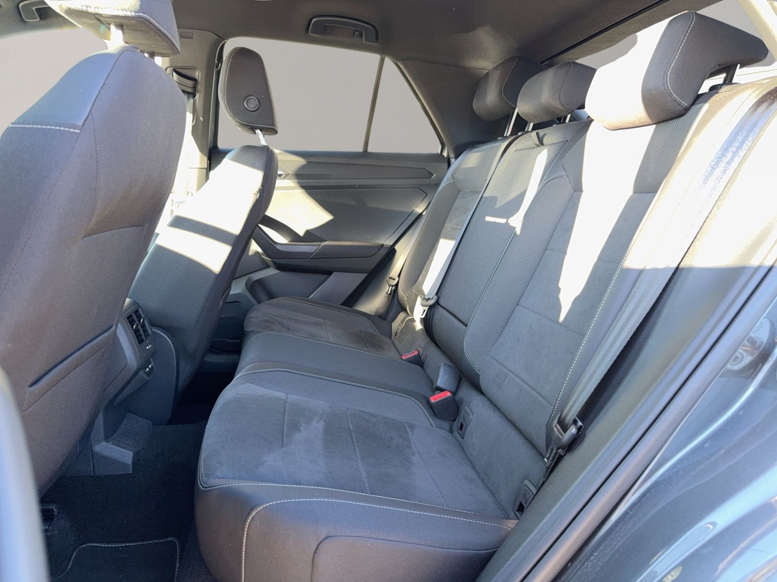 T-Roc R-Line 1.5 l TSI, Black Style, Matrix LED,