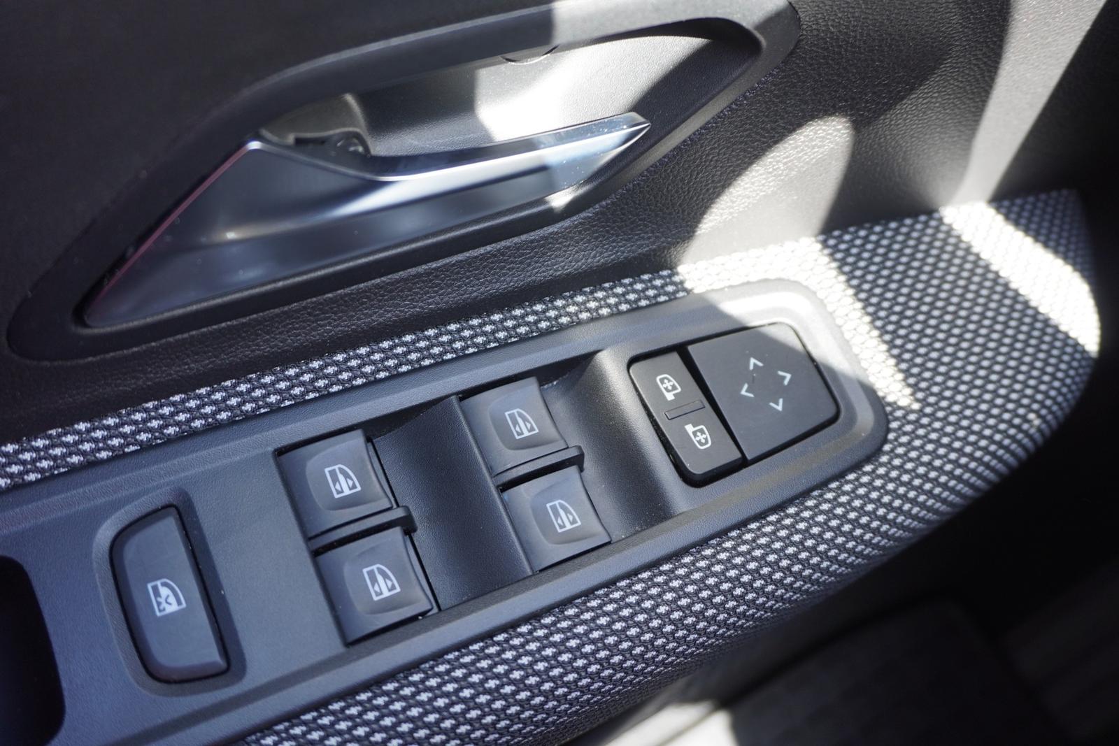 Dacia Sandero III TCe 90 CVT Comfort LED Navi Kamera, миниатюра 24