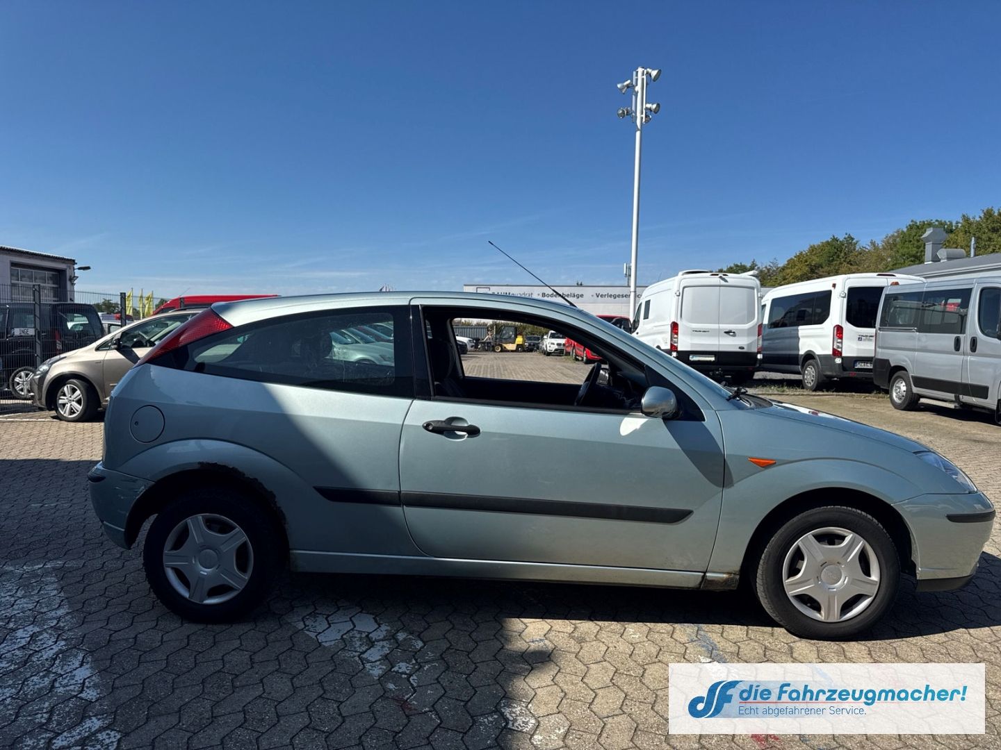 Fahrzeugabbildung Ford Focus Finesse Klima Beheizb. Frontsch. *EXPORT