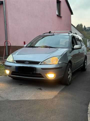 Ford Focus Ghia 1.6