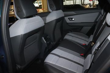 Fotografie 7 des Opel Grandland (X) Grandland 1.2 DI Hybrid 48 V Automatik GS Tech P