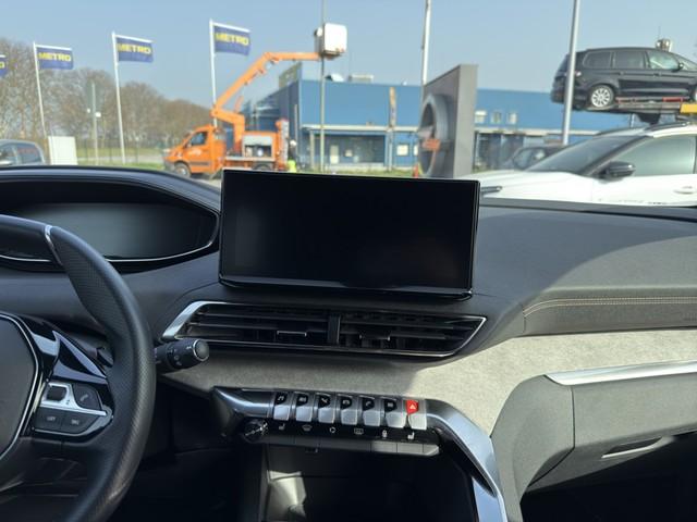Peugeot 3008 Hybrid 136 GT +ACC+NAVI+LED+CAM+SHZ+