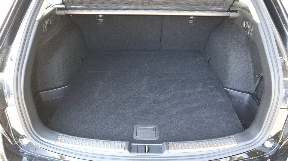 Fahrzeugabbildung Mazda 6 Exclusive-Line G-194 AT NAVI ACAA 360° MATRIX