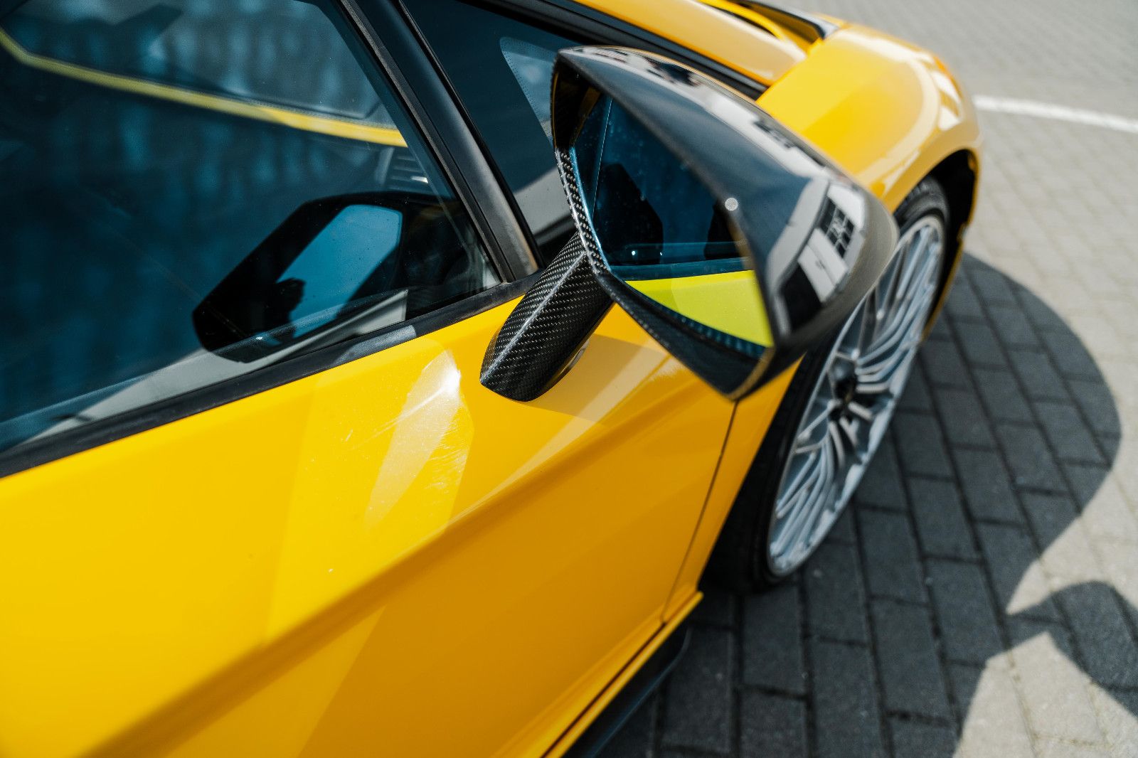 Fahrzeugabbildung Lamborghini Aventador S VOLL..VOLL*INSP NEU*MIETKAUF mögl.