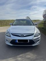 Hyundai i30 CW 1.4 Edition20 Edition20 - Hyundai i30 Edition20 mit Benzin-Antrieb