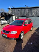 Volkswagen Touran 2.0 FSI Highline Highline - Volkswagen Touran: Fsi