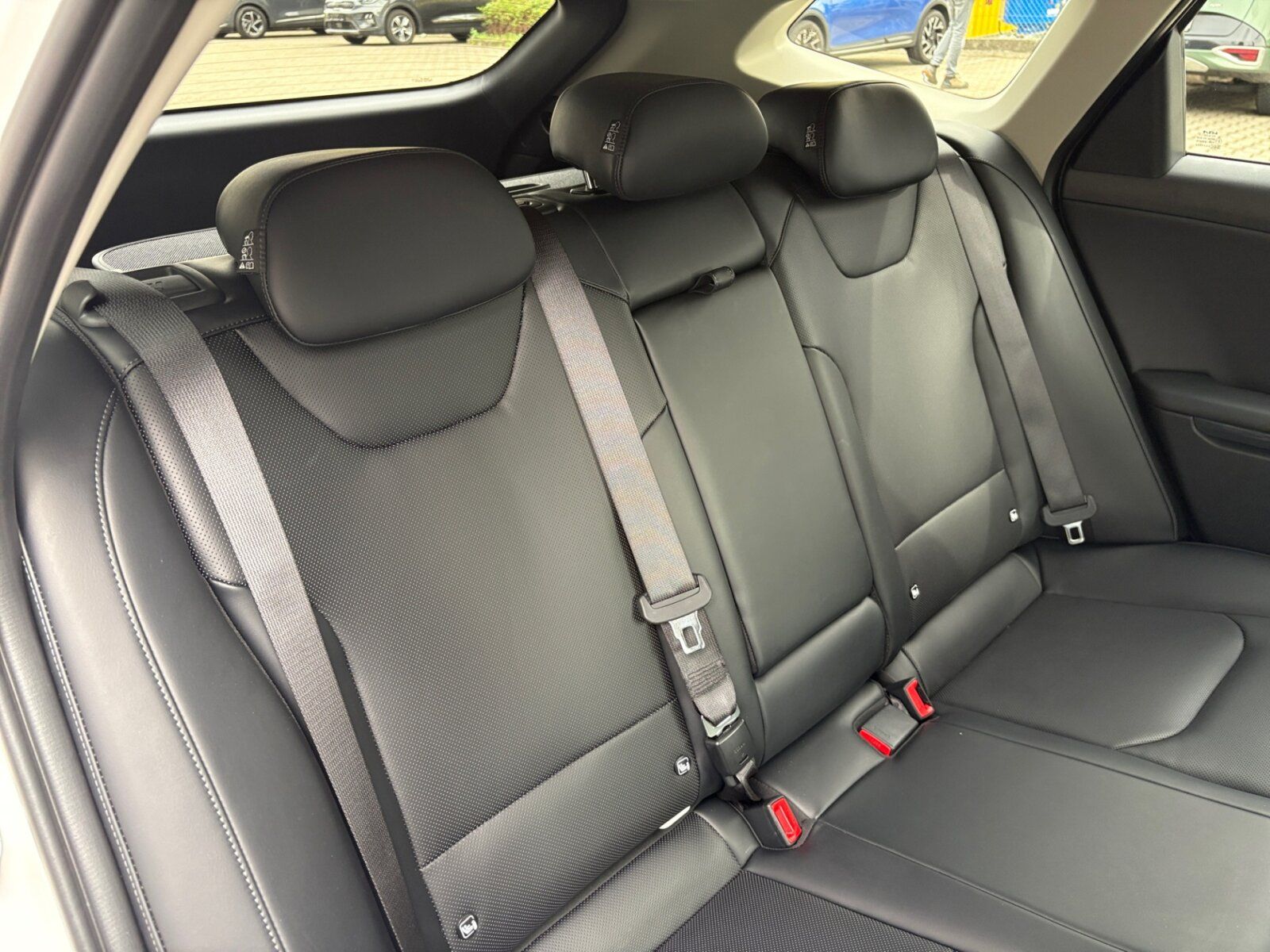 Fahrzeugabbildung Kia K4 Sportswagon 1.6 T-GDI Spirit DriveWise-Park &