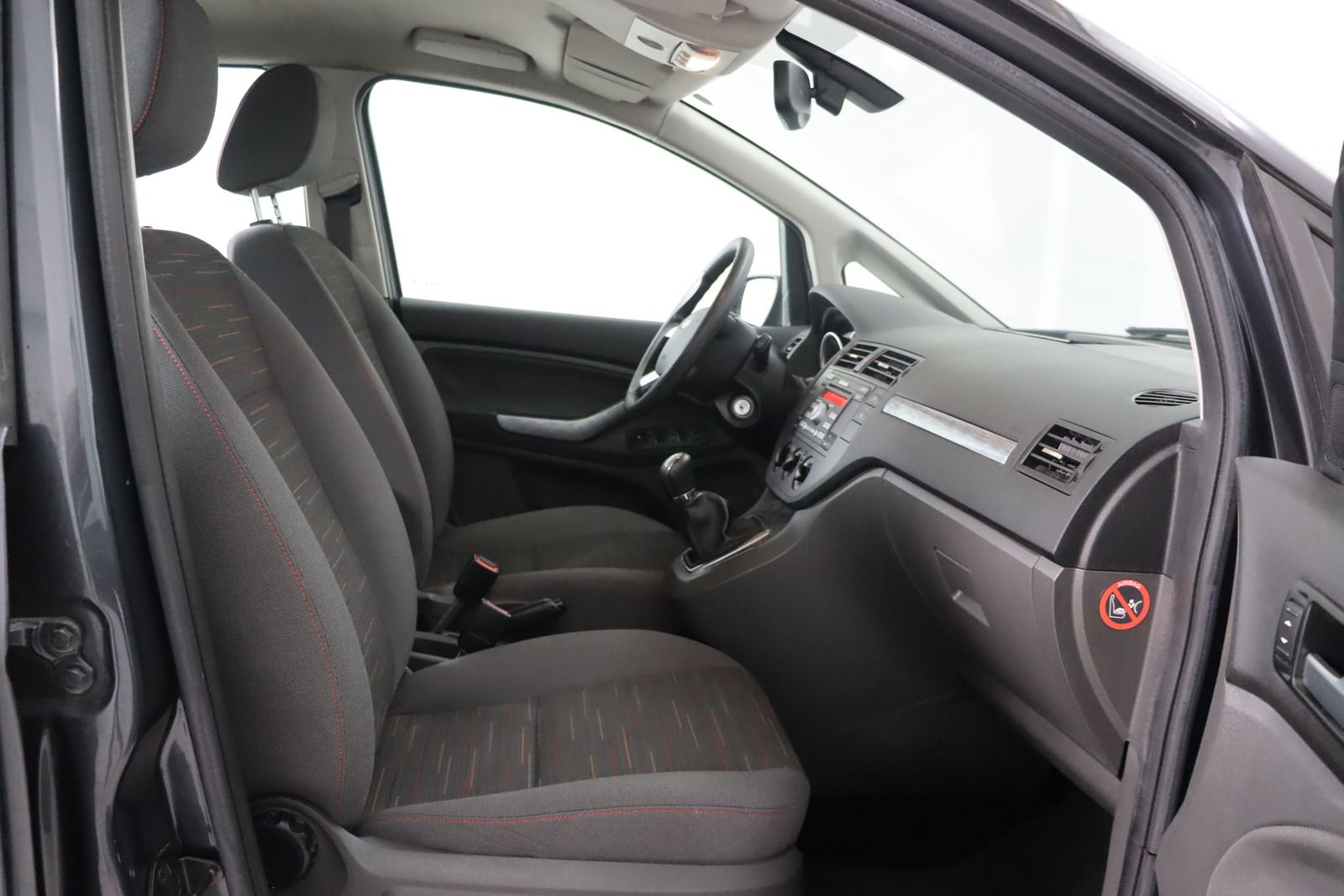 Fahrzeugabbildung Ford C-MAX 1.6 * Klima *
